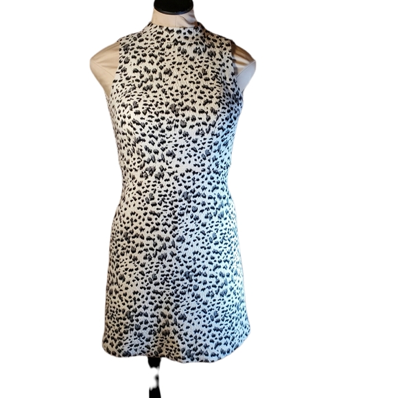 Ann Taylor Loft Women’s Petite Snow Leopard Dress - Picture 4 of 8